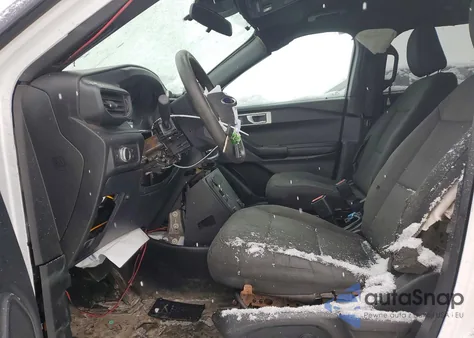 2022 Ford Explorer Police Interceptor z USA, uszkodzony, nr VIN 1FM5K8AWXNNA03298